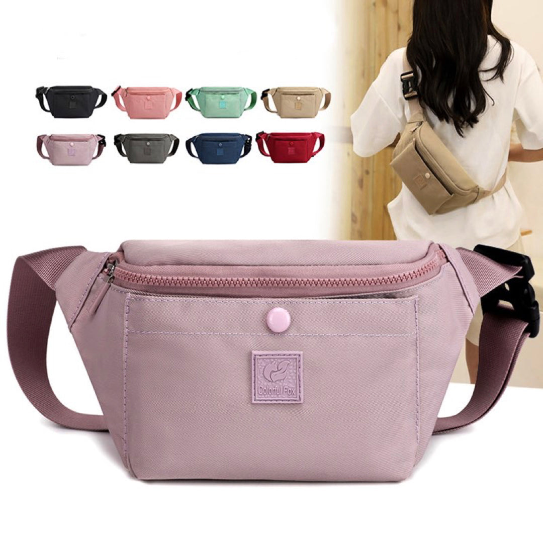 The GoAnywhere Belt Bag 1L is the perfect travel companion. Lightweight and discreetly designed, it offers 1L of easily accessible storage capacity. Secure it around your waist and have all your essential items safely at hand wherever you go. Get ready for your next adventure!
